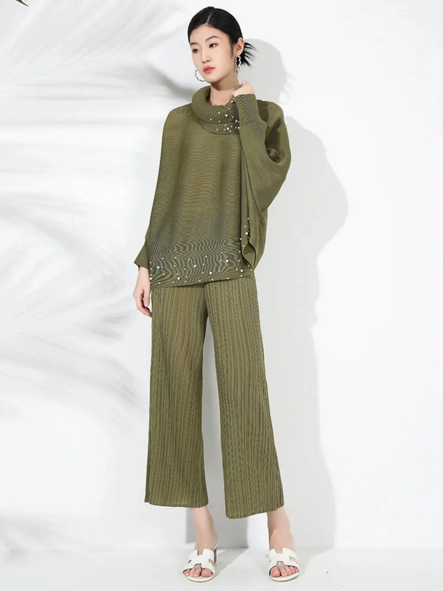 Elegant Beaded Plissé Pleated Sweater & Pant Set