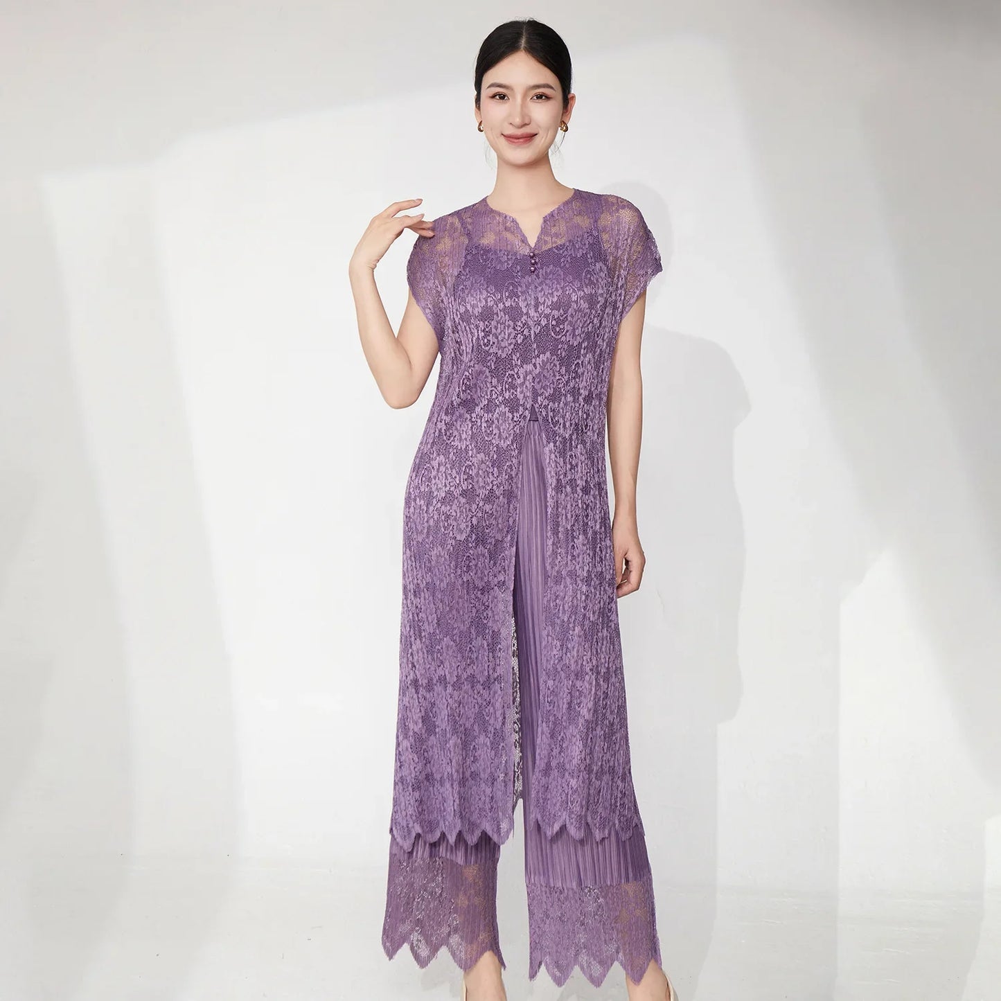 Lace Pleated Pant Suit 2-Piece Set