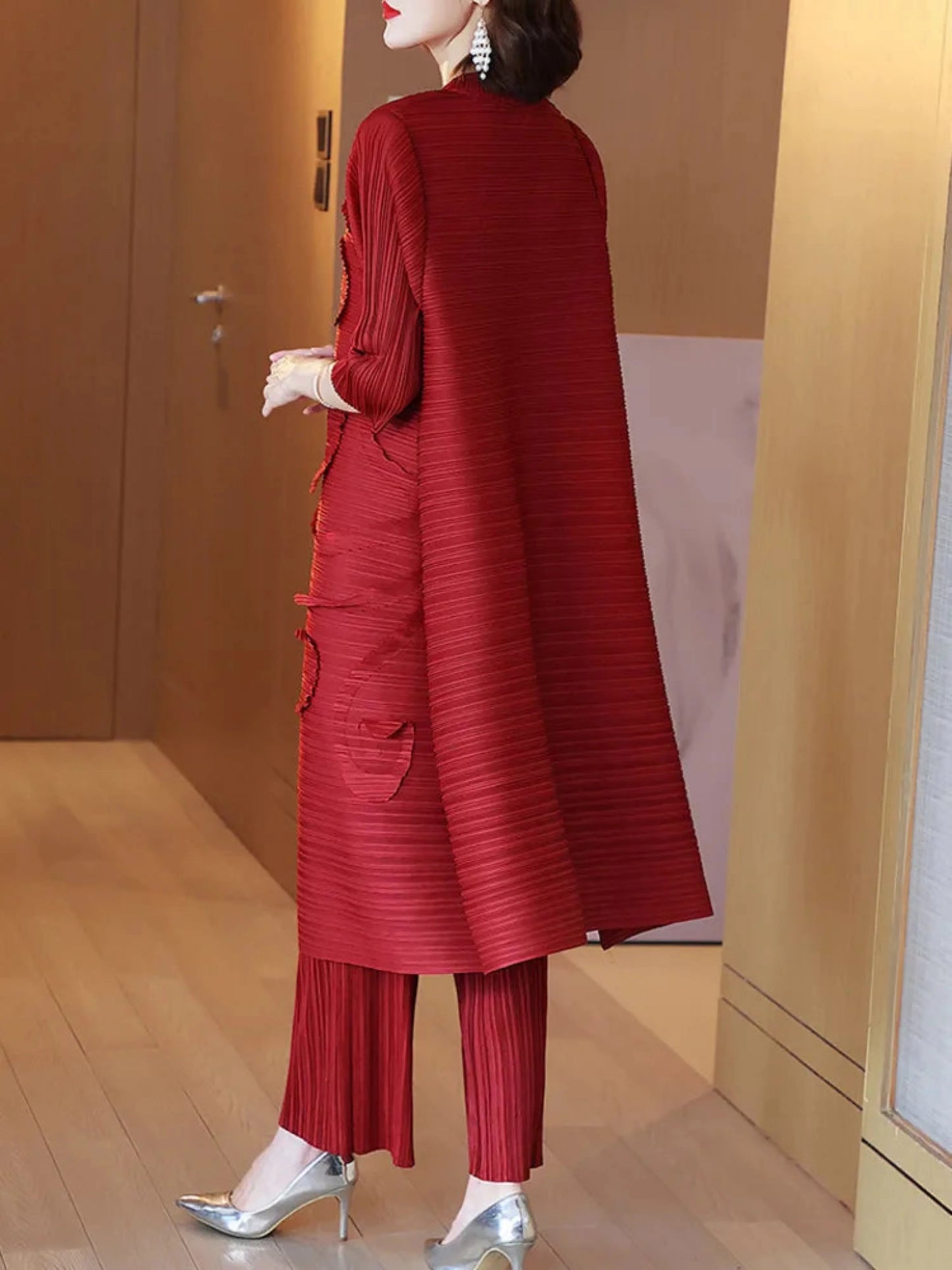 Women's 3/4 Sleeve Top & Pleated Pants Set - Red