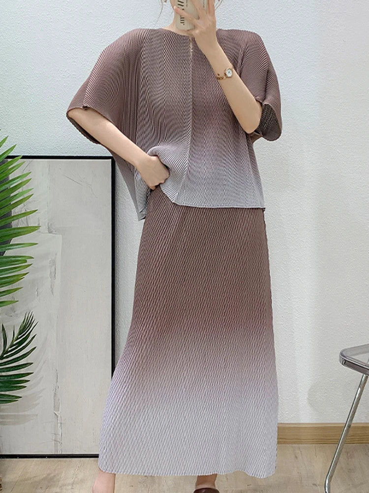 Ombré Pleated Midi Pull-On Skirt Co-Ord Set