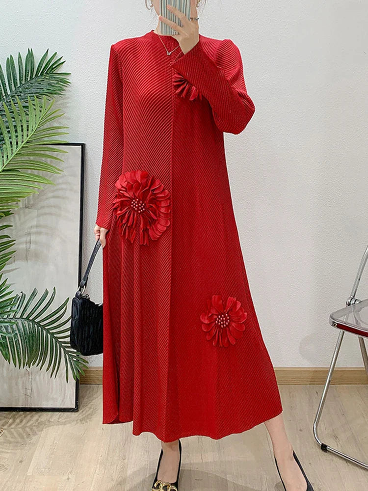 Petite Pleated Textured Midi Dress