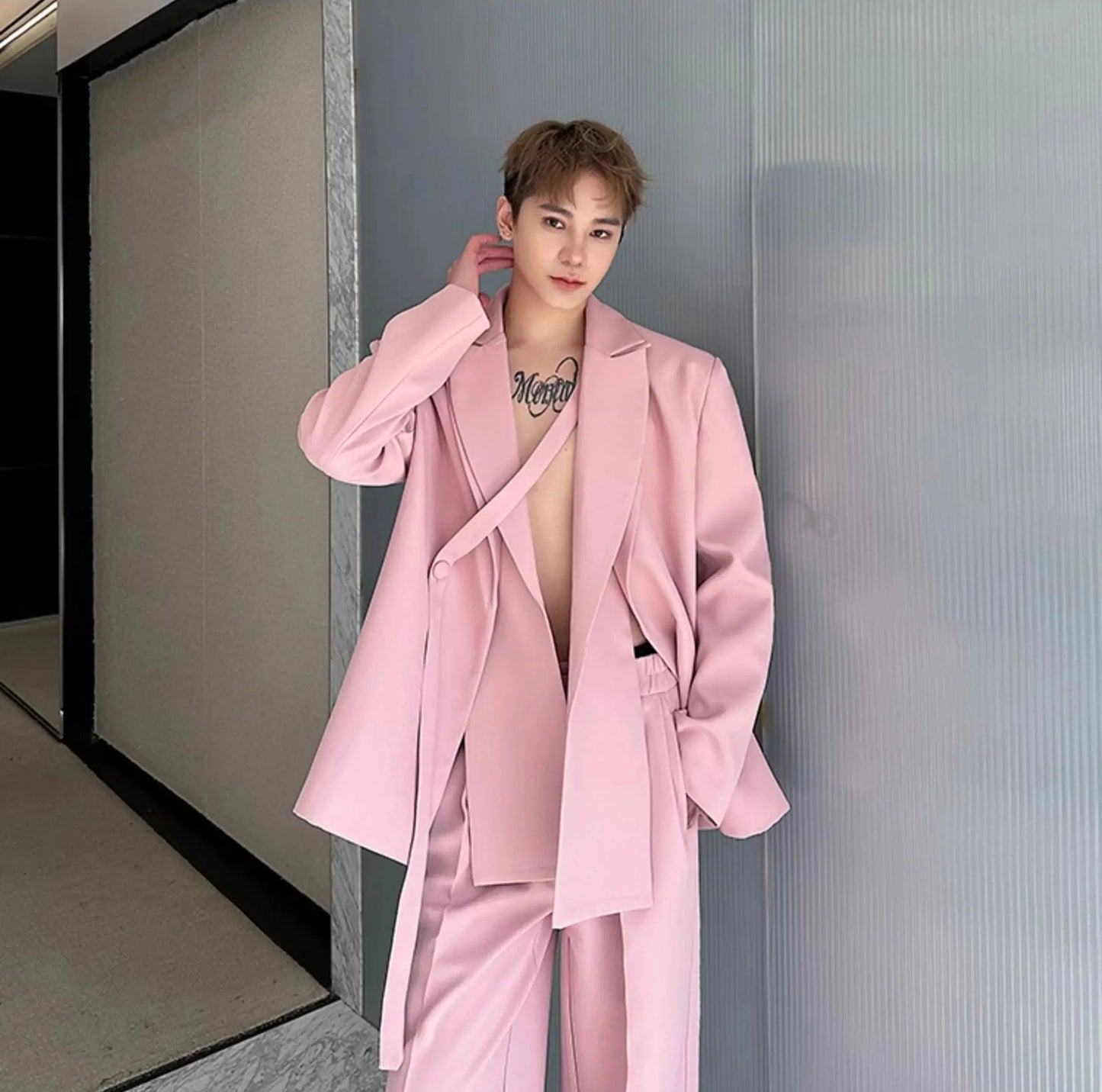 Men's Contemporary Suit Set