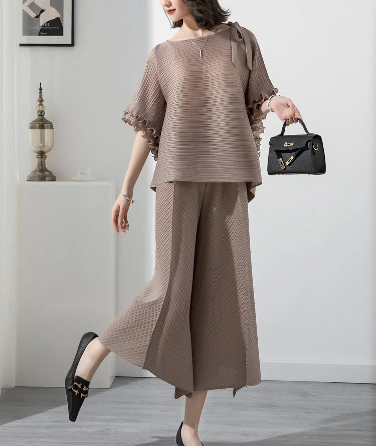 Luxury Plissé Travel Set - Pleated Top & Pants