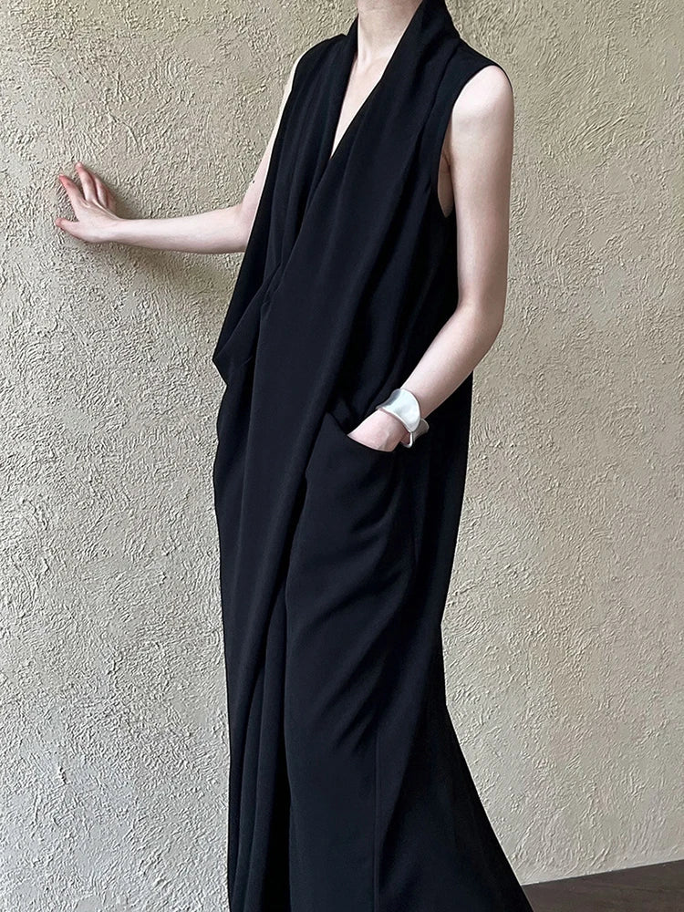 Elegant Draped Sleeveless Midi Dress with Pockets