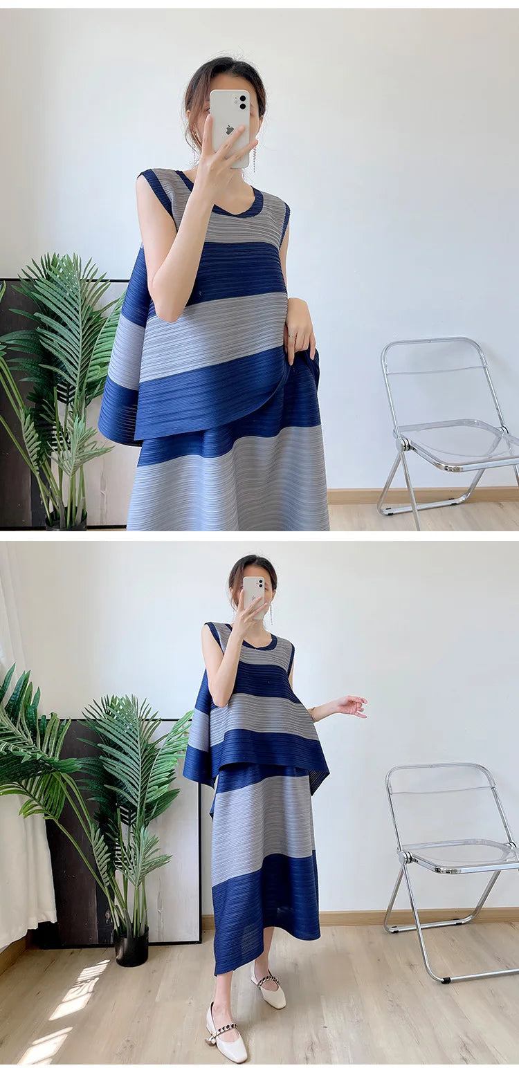 Casual Pleated Striped Top & Pull-On Skirt Set