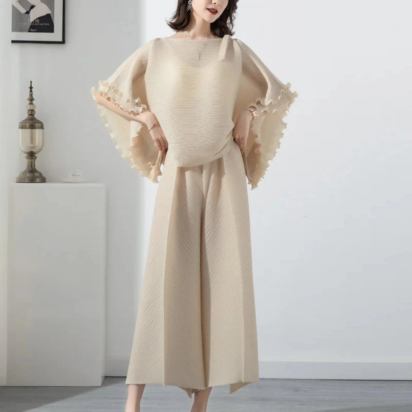 Luxury Plissé Travel Set - Pleated Top & Pants