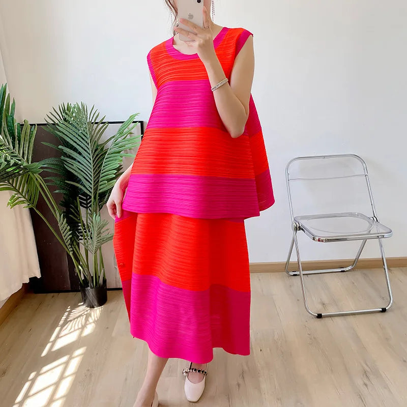Casual Pleated Striped Top & Pull-On Skirt Set