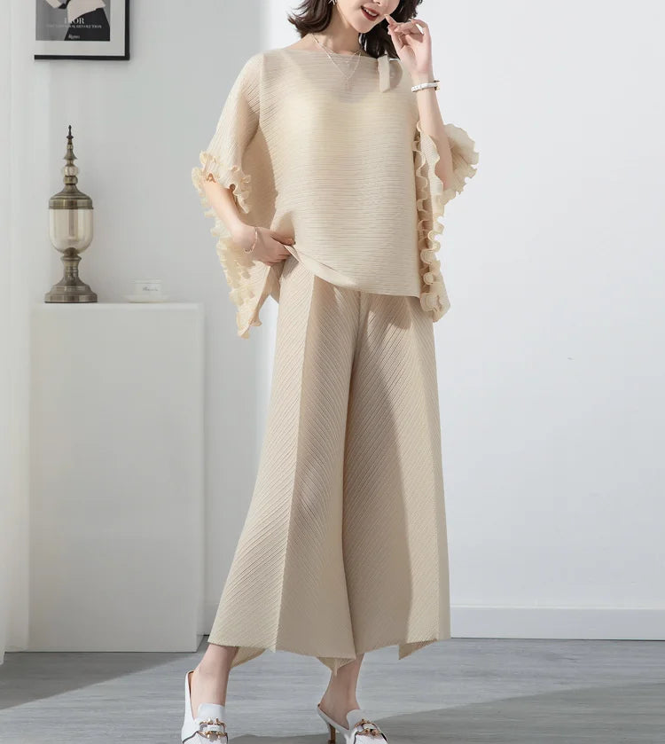 Luxury Plissé Travel Set - Pleated Top & Pants