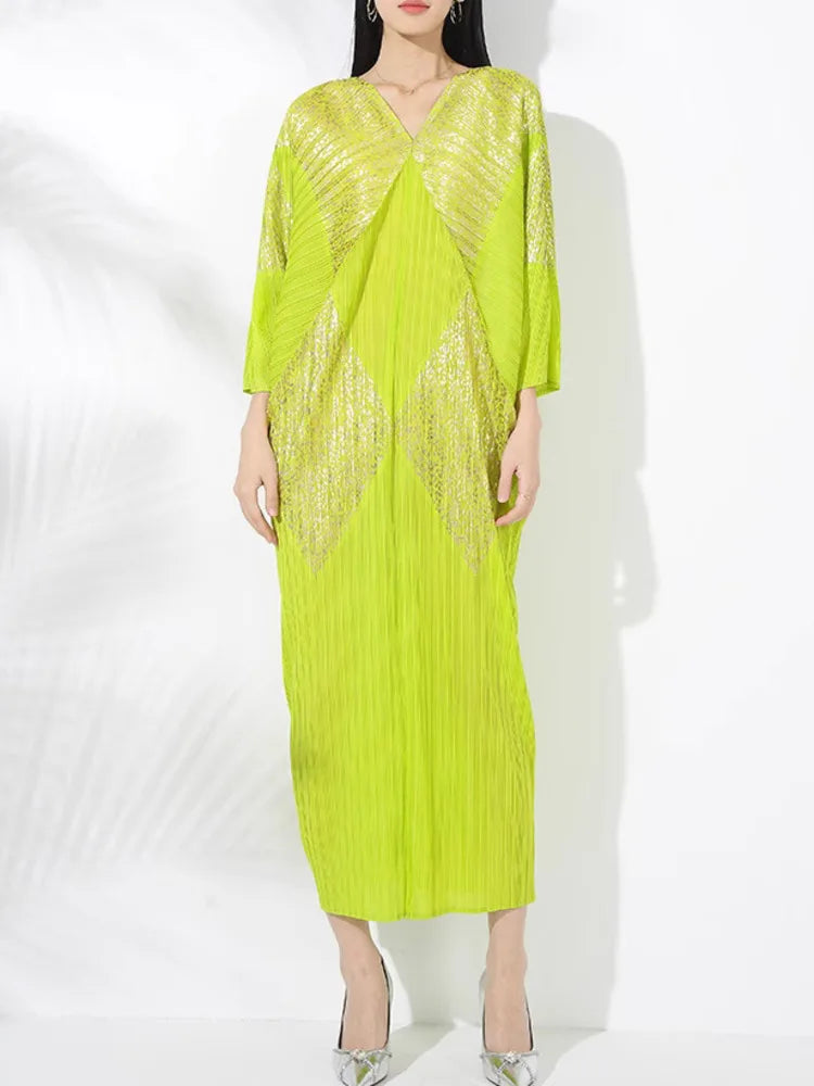Diamond Pattern Plissé Pleated Midi Dress