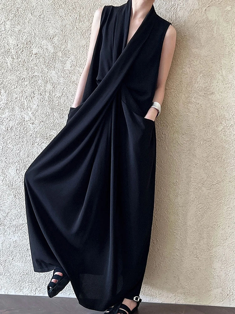 Elegant Draped Sleeveless Midi Dress with Pockets
