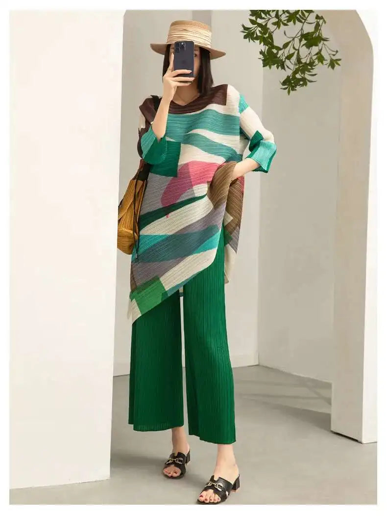 Pleated Two-Piece Modern Style Set