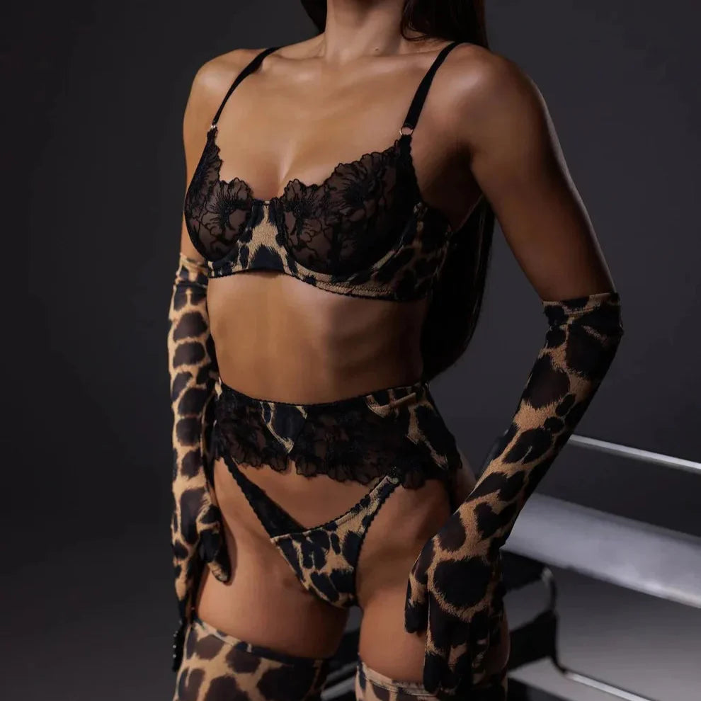 Tanya's Leopard Set