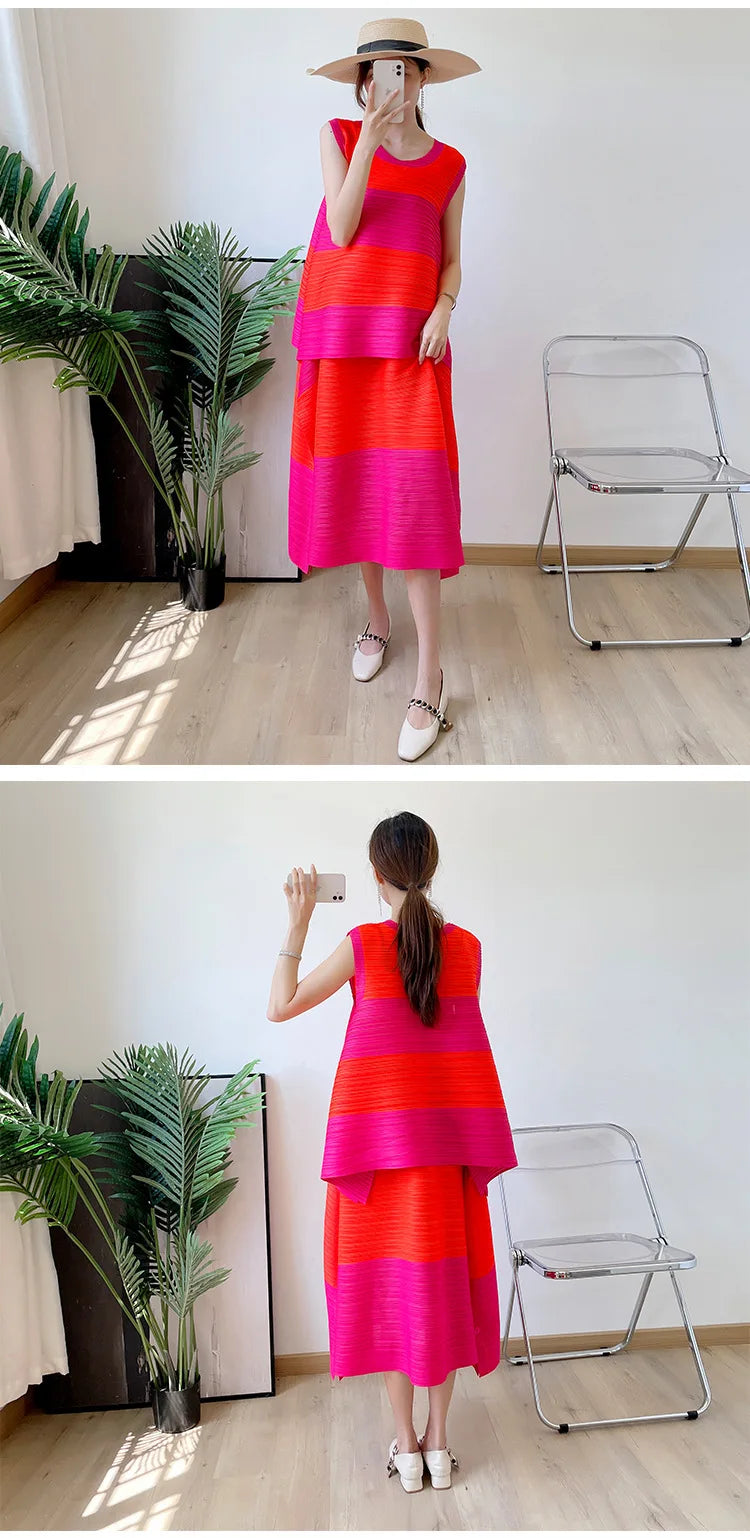 Casual Pleated Striped Top & Pull-On Skirt Set