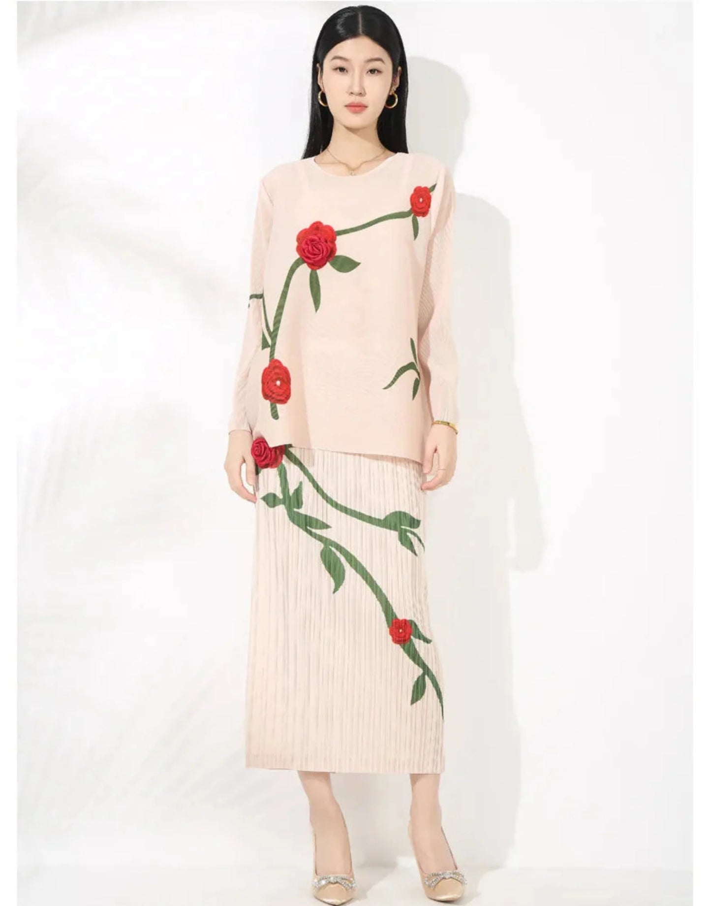 Luxe Feminine Rose Top & Pleated Skirt Set