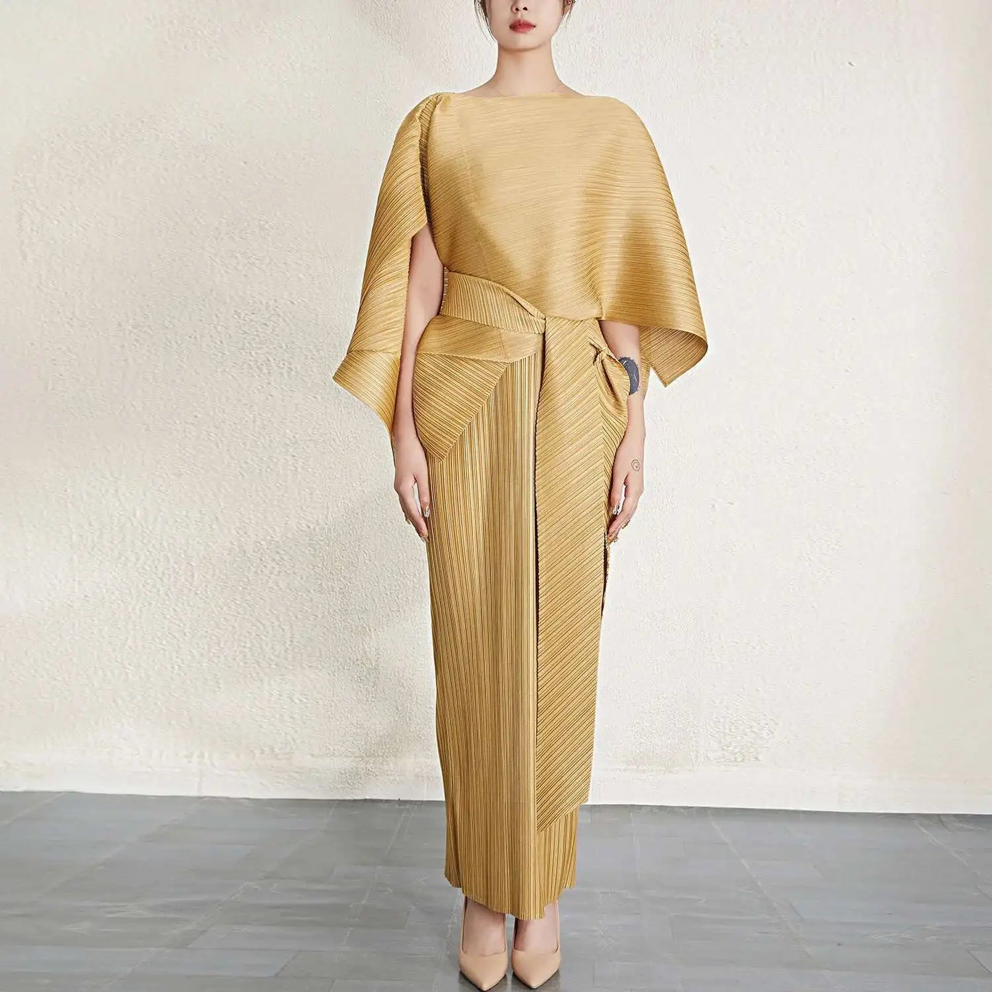 Luxury Pleated Midi Dress Cape Set