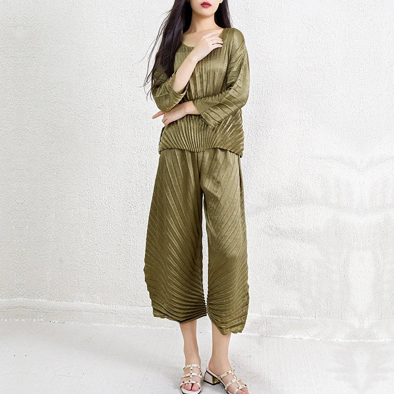 Women's Wide Leg Pleated Two-Piece Set