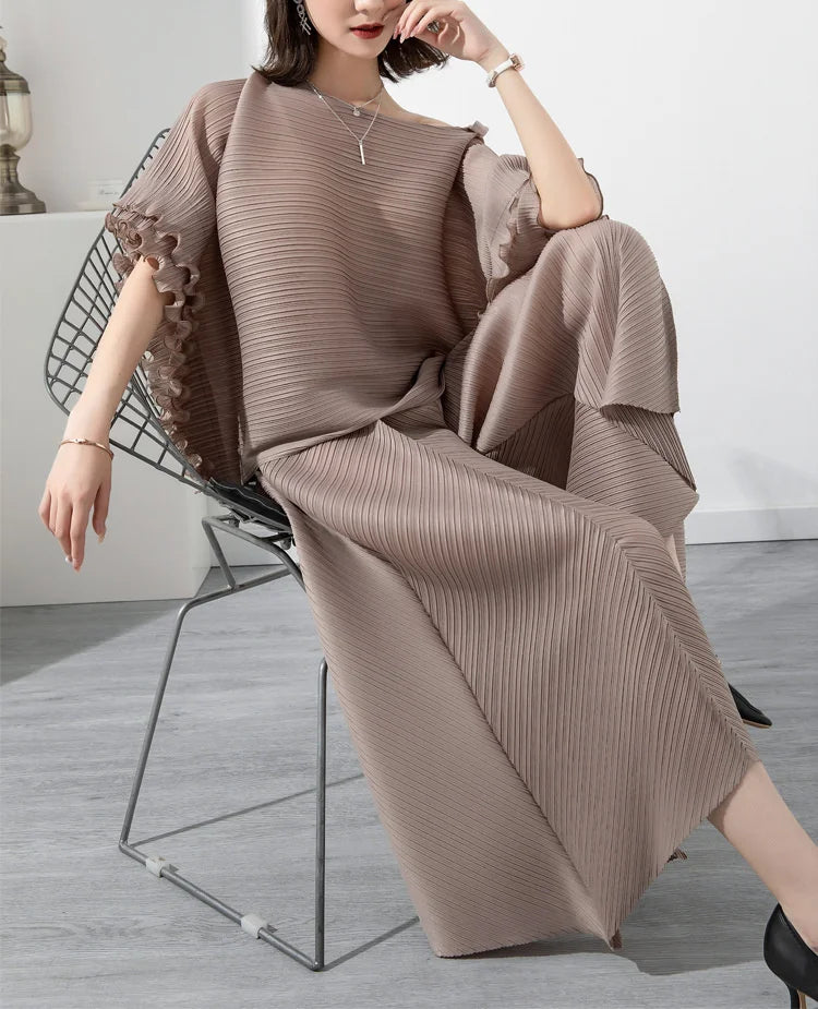 Luxury Plissé Travel Set - Pleated Top & Pants