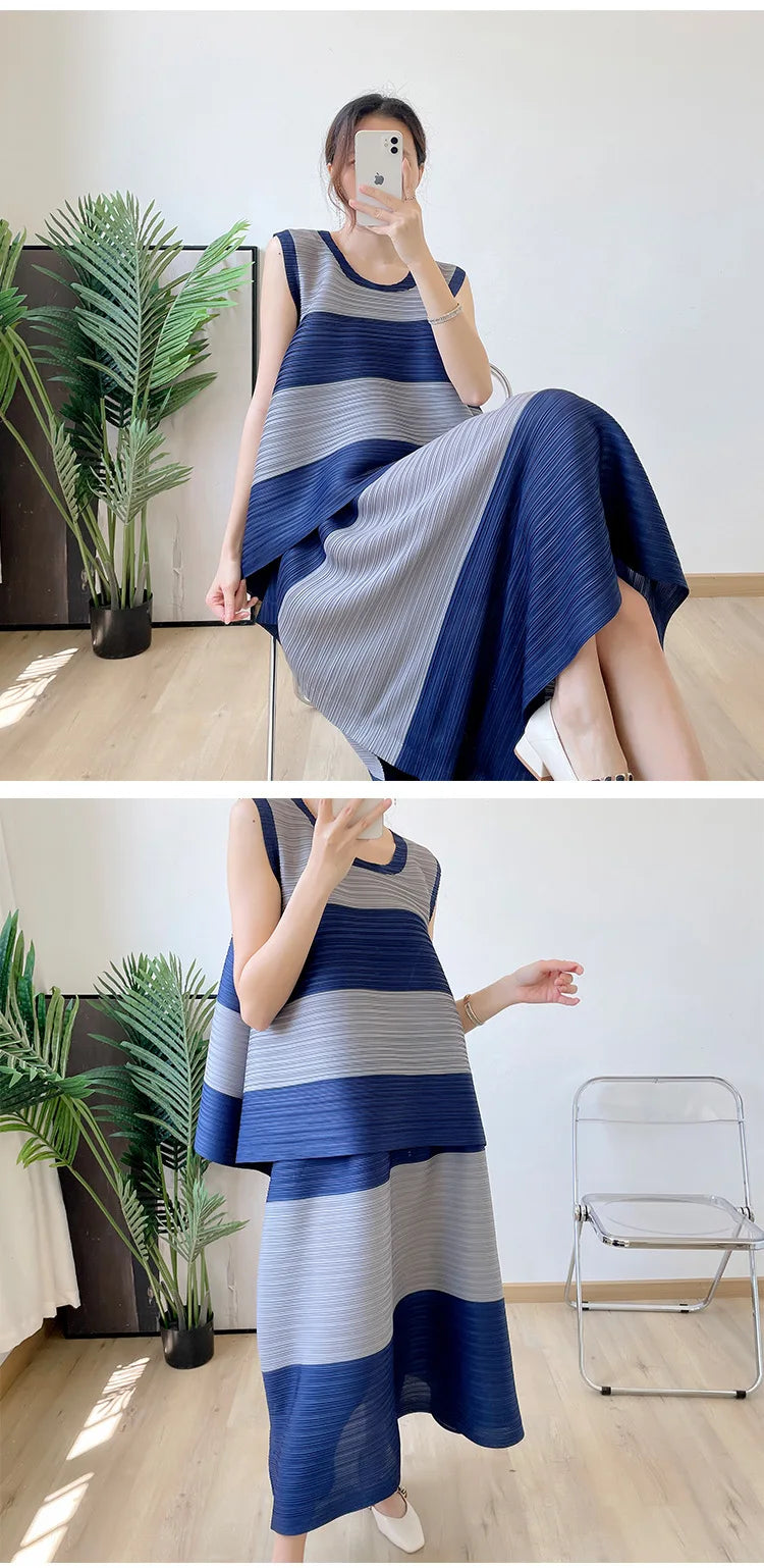 Casual Pleated Striped Top & Pull-On Skirt Set