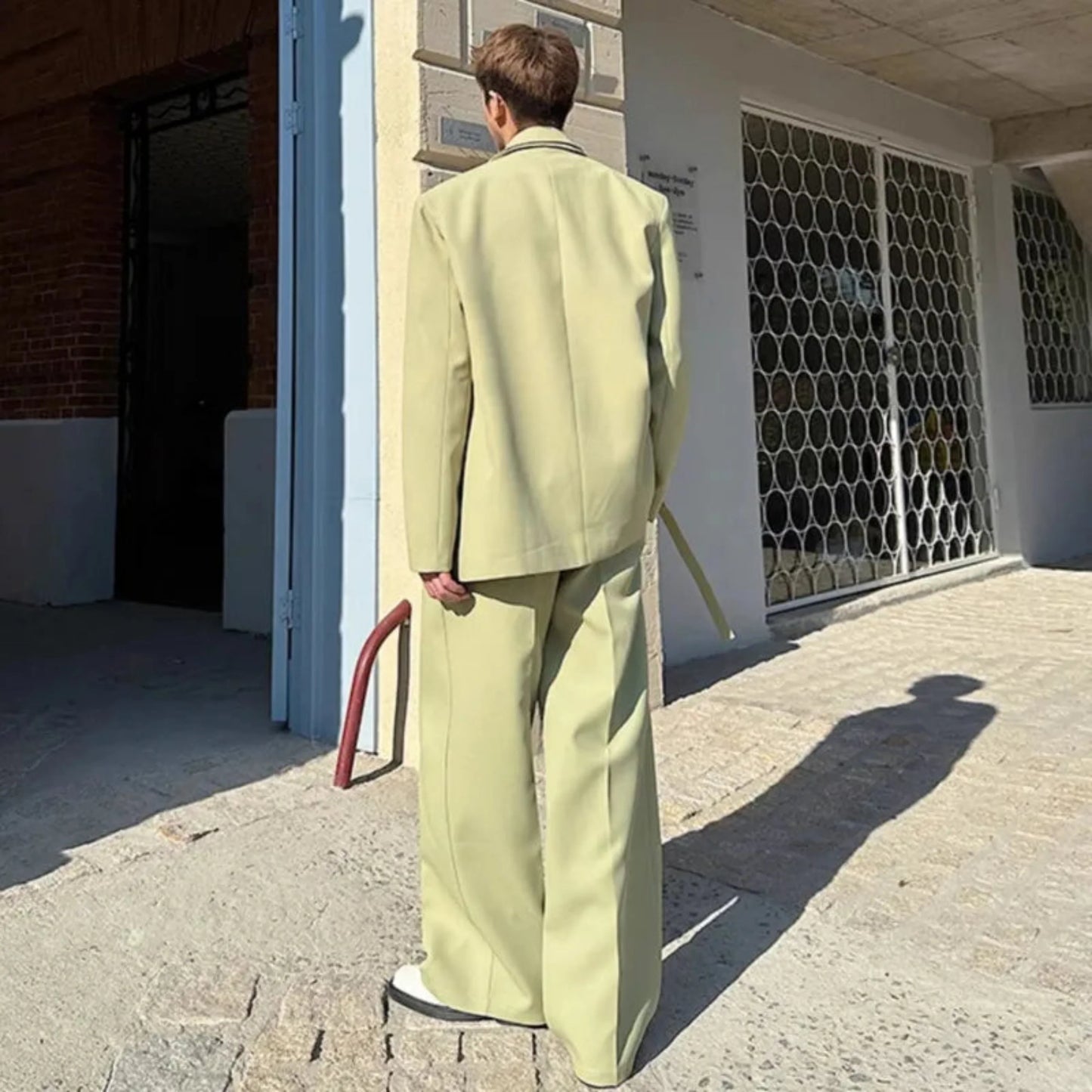 Men's Contemporary Suit Set