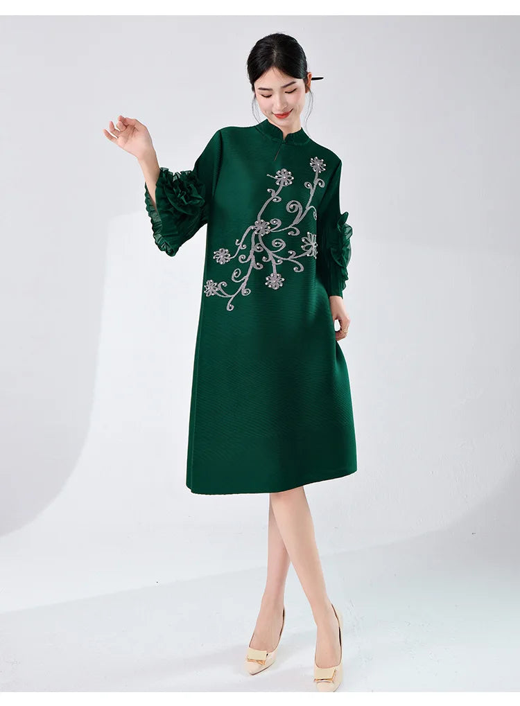 Women's Pleated Dress with Ruffle Sleeves �Elegant & Stylish