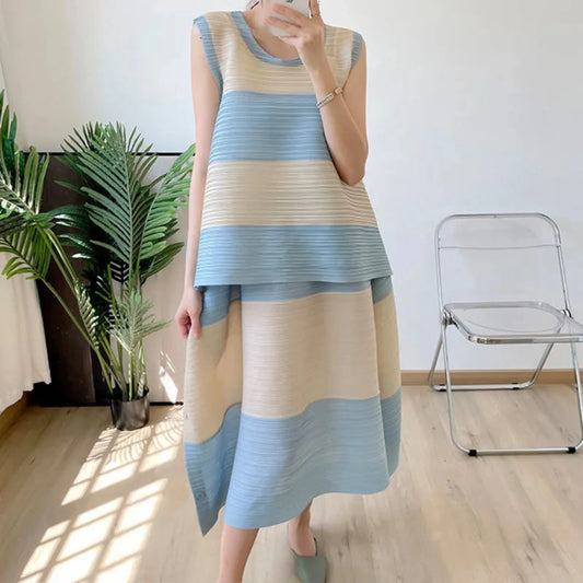 Casual Pleated Striped Top & Pull-On Skirt Set