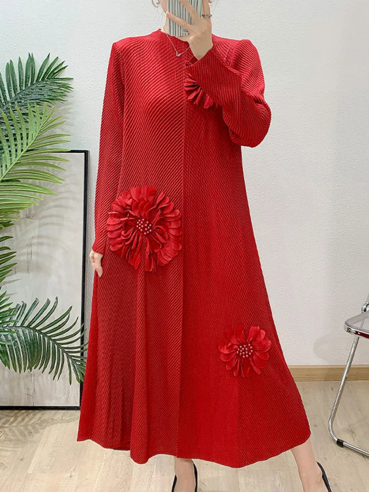 Petite Pleated Textured Midi Dress