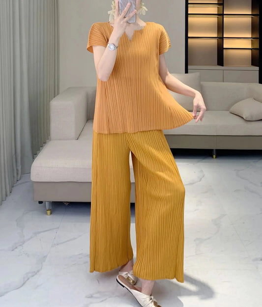 Elegant Pleated Wide-Leg Pants Set