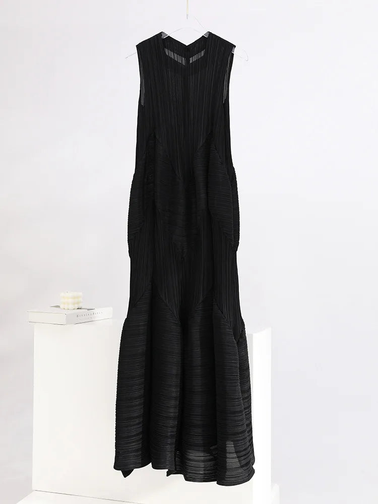 Japanese Pleated Midi Dress - Sleeveless