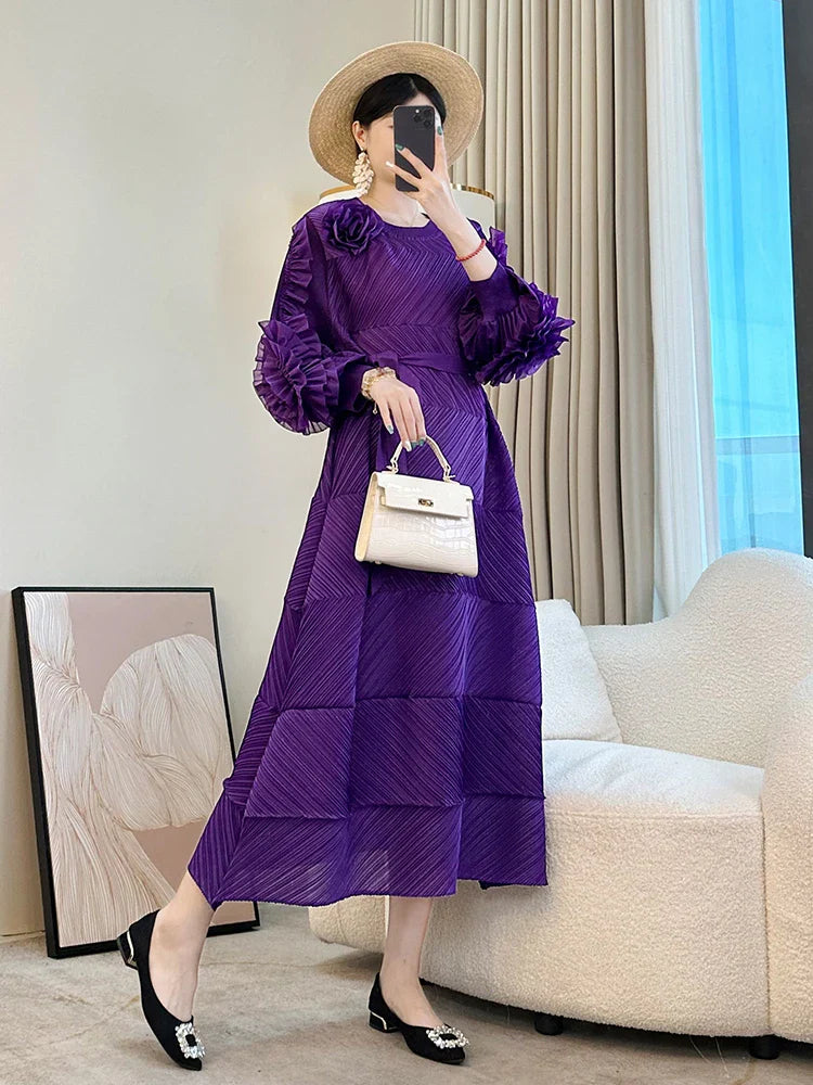 Elegant Pleated Floral Midi Dress