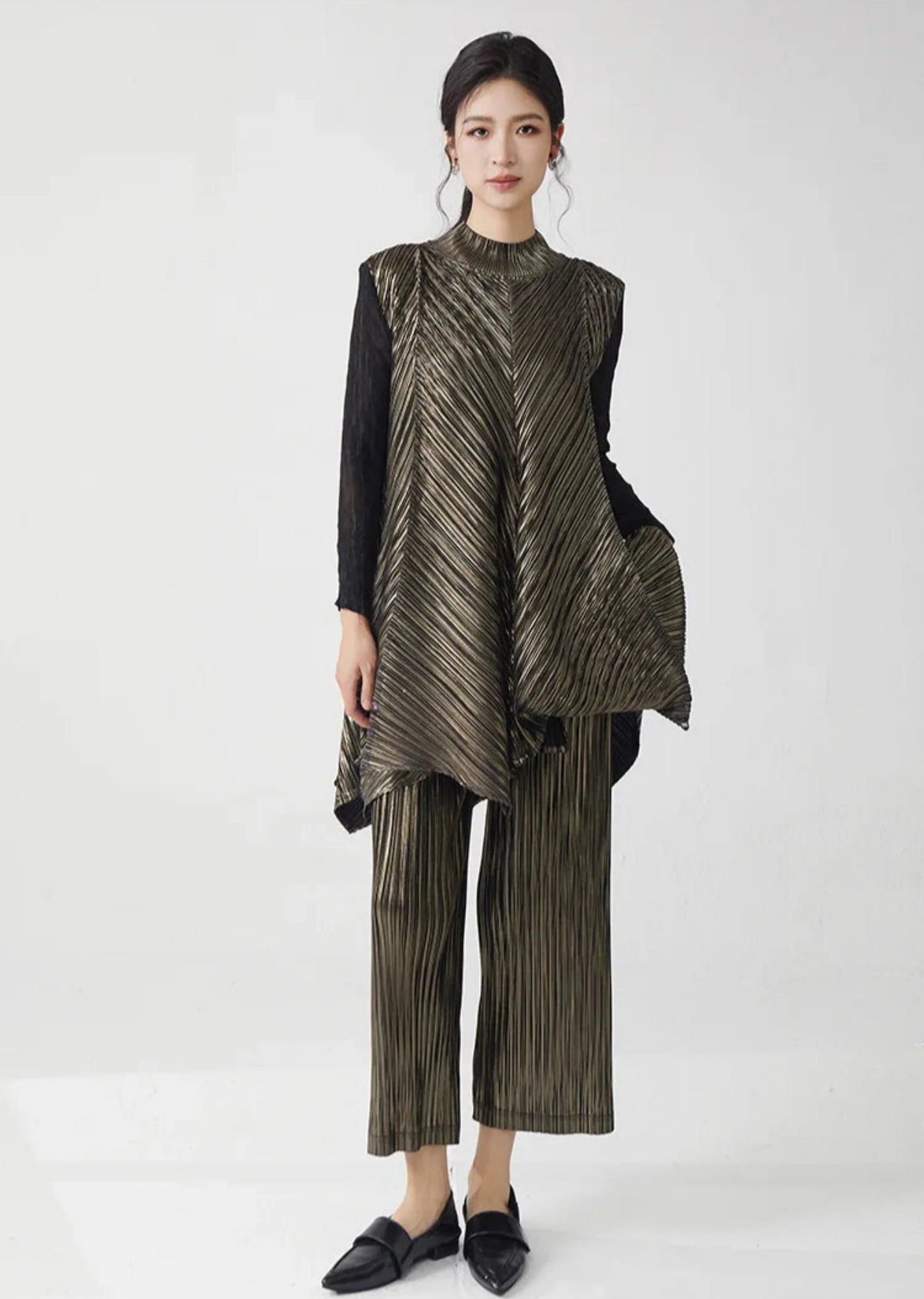 Metallic Pleated Tunic Top & Wide Leg Pants Set