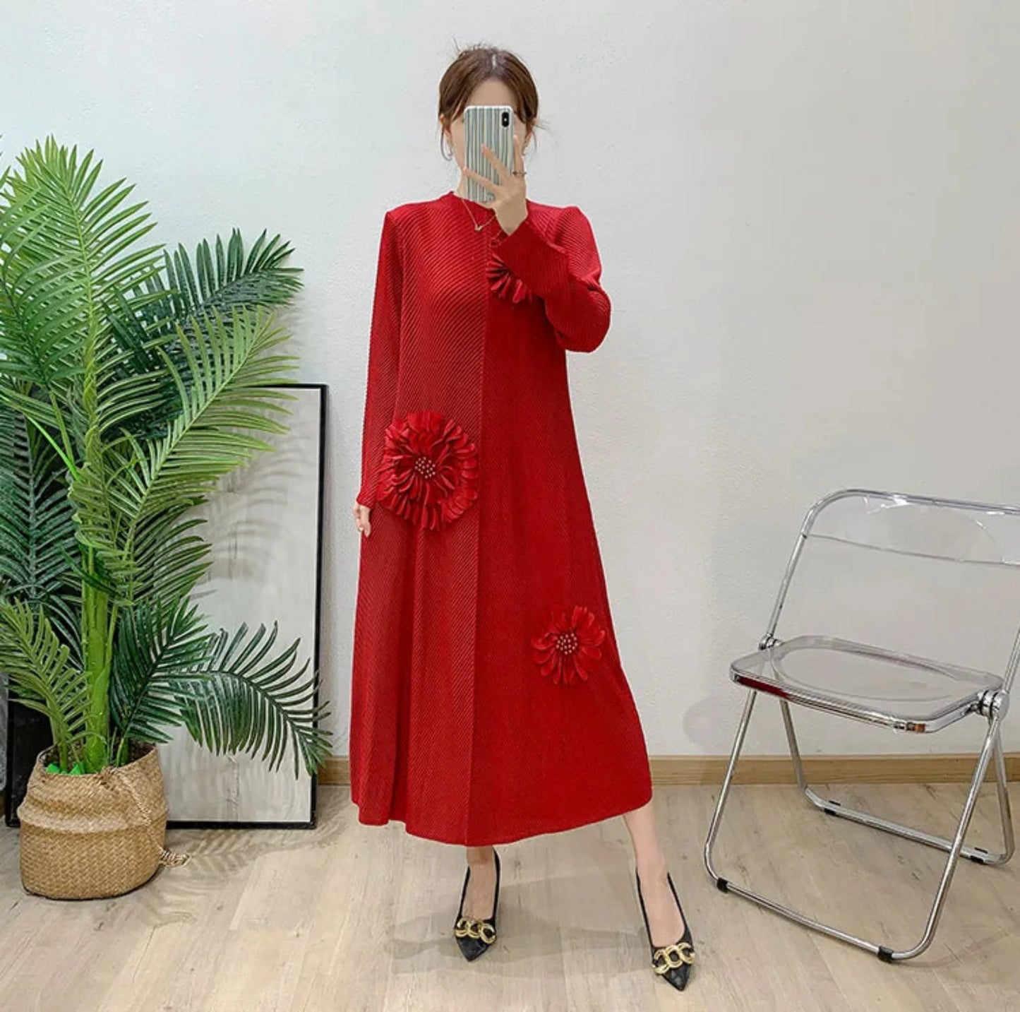 Petite Pleated Textured Midi Dress
