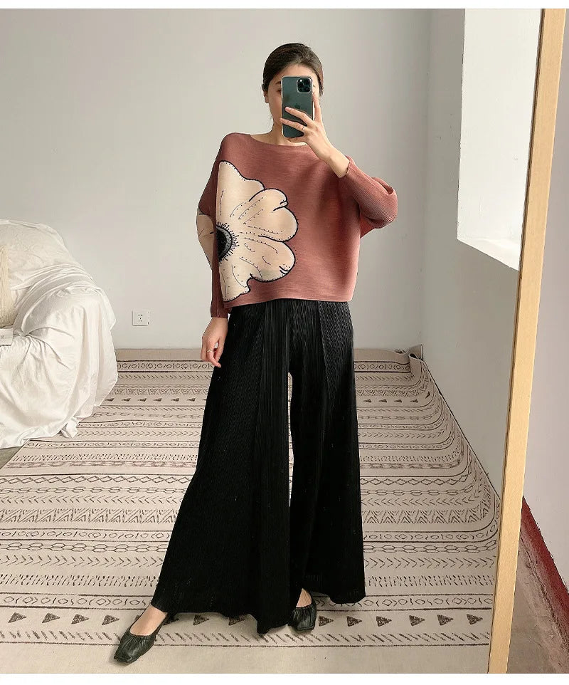 Flowy Pleated Trousers with Flexible Waistband