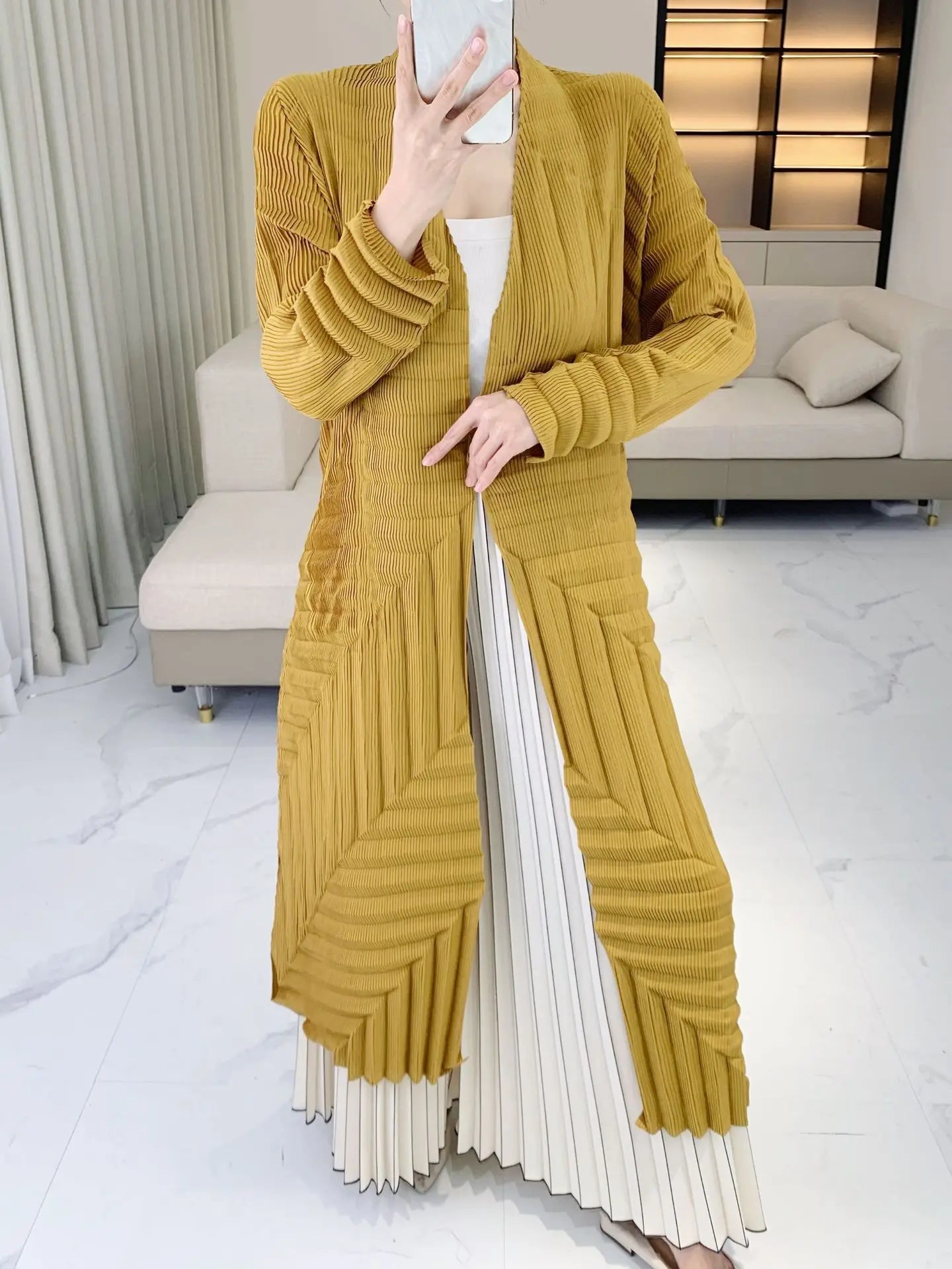 Tailored Fit Japanese Pleated Duster