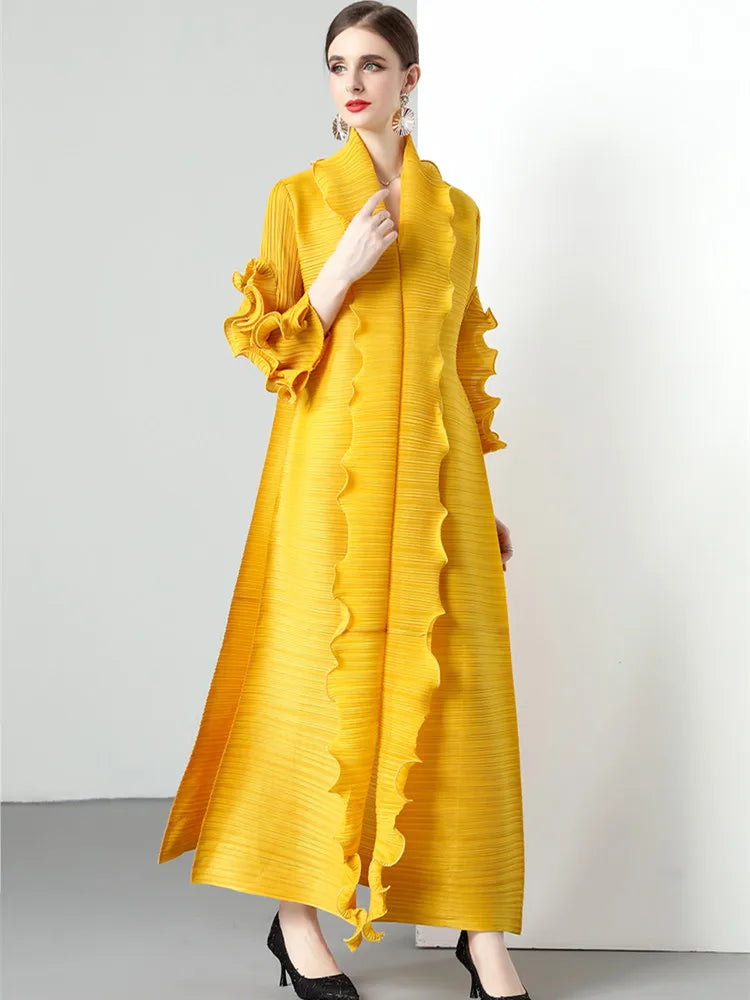 Women's Loose Fit Pleated Long Coat â€?Elegant Outerwear