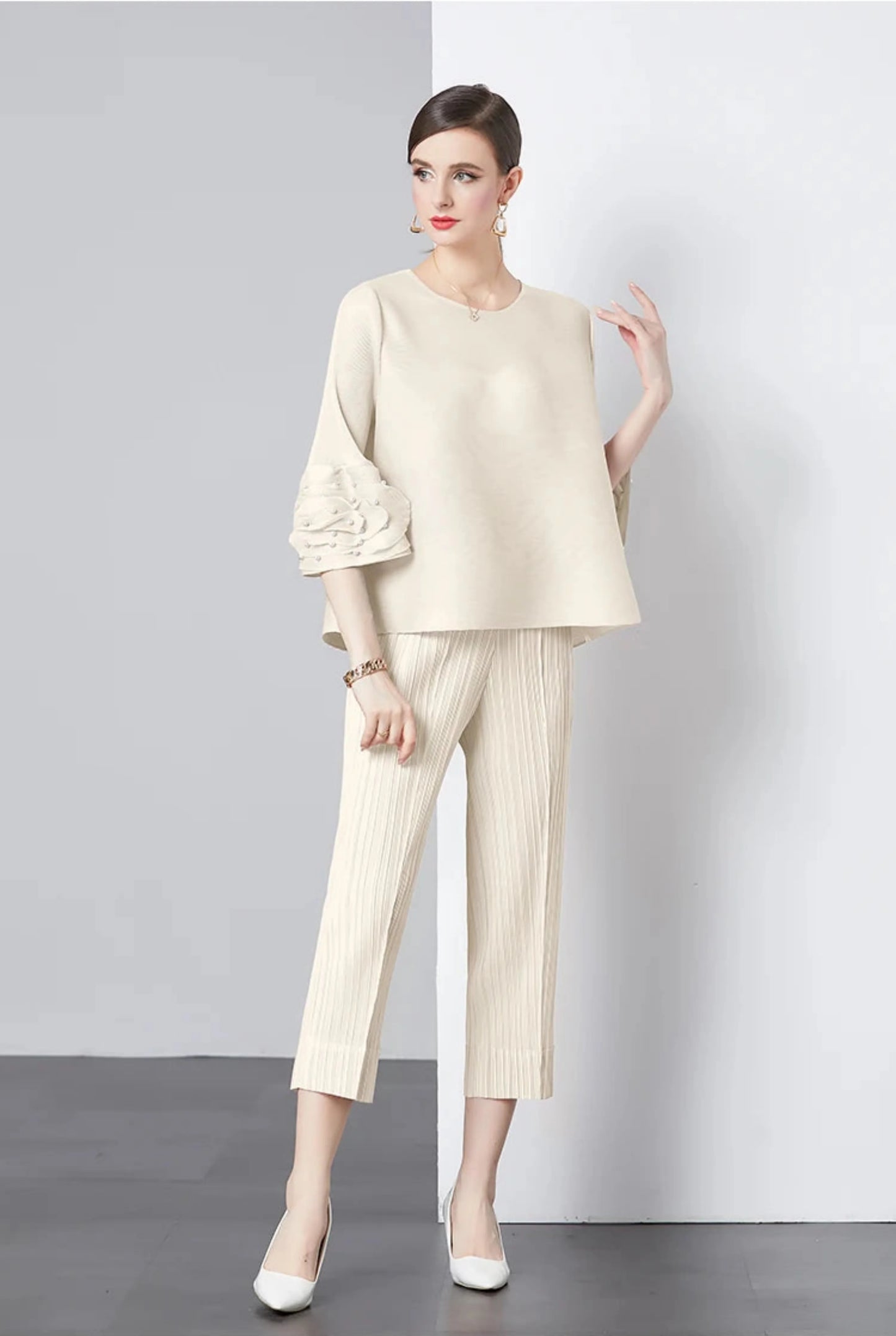 Women's Plissé Top & Cropped Pant Set