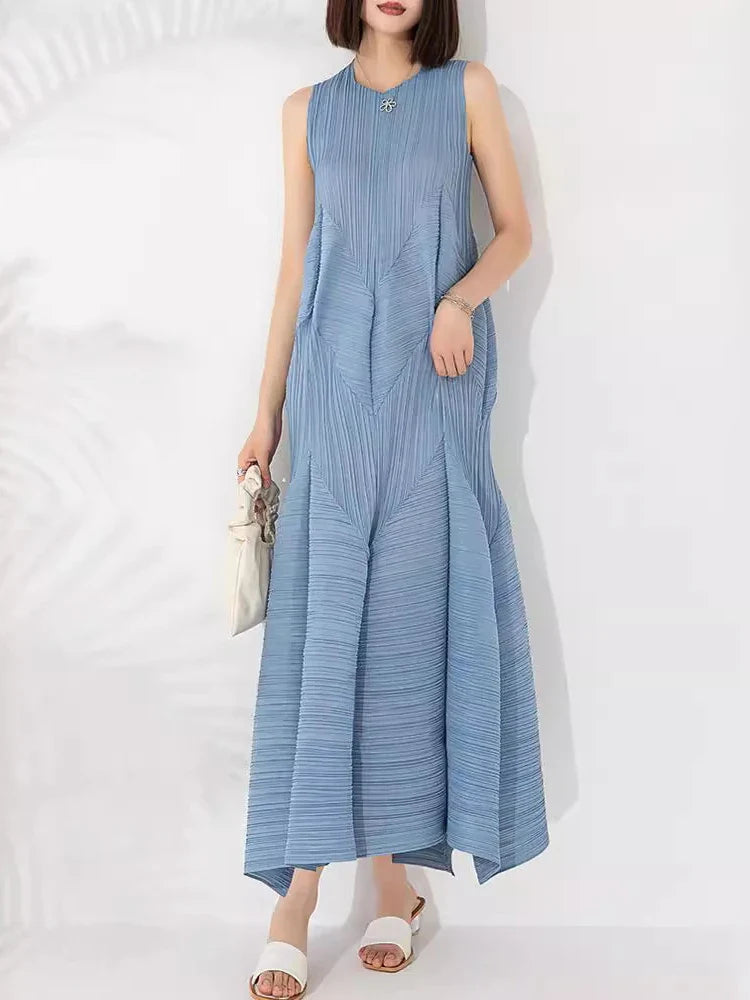 Japanese Pleated Midi Dress - Sleeveless