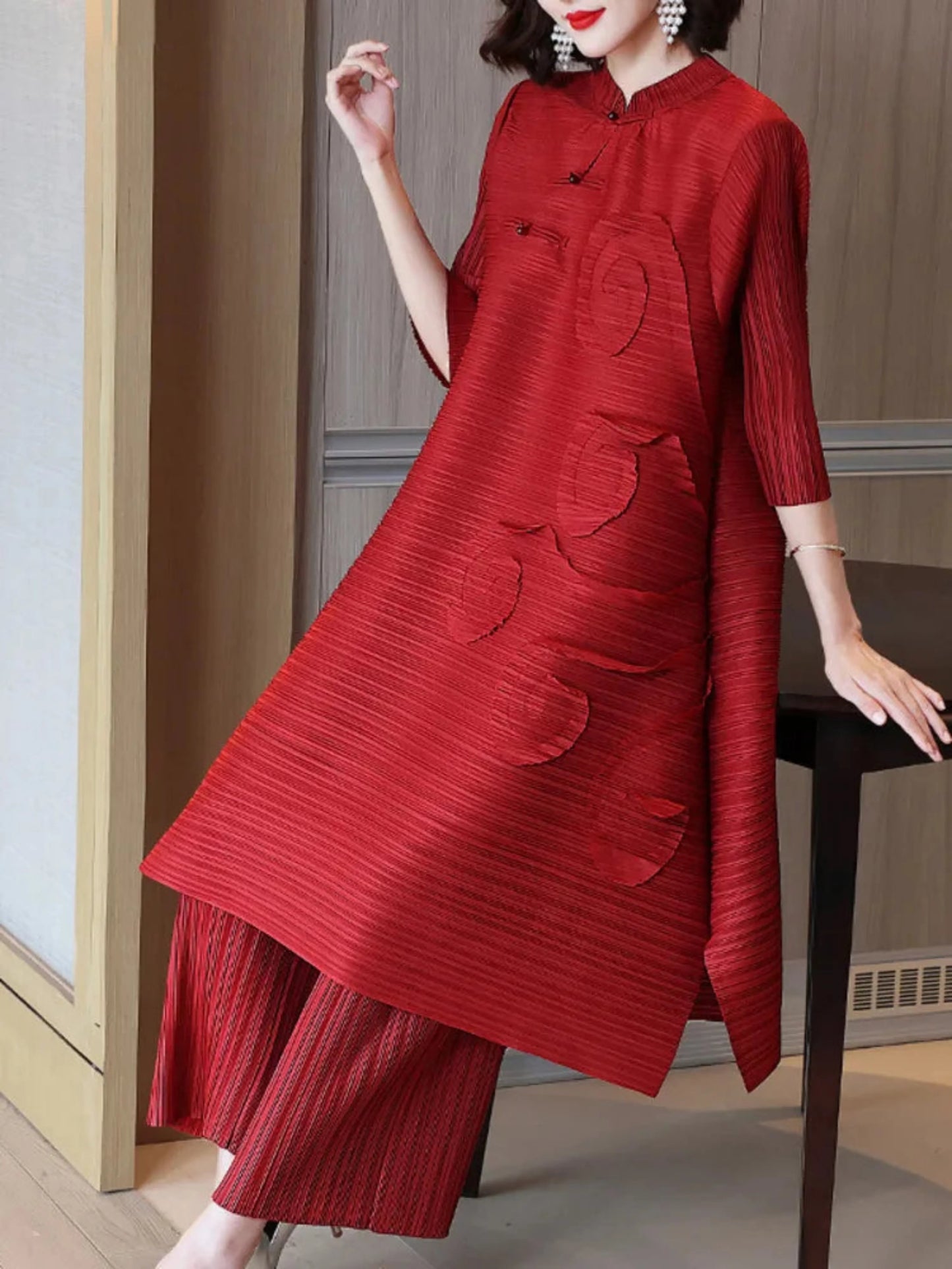 Women's 3/4 Sleeve Top & Pleated Pants Set - Red