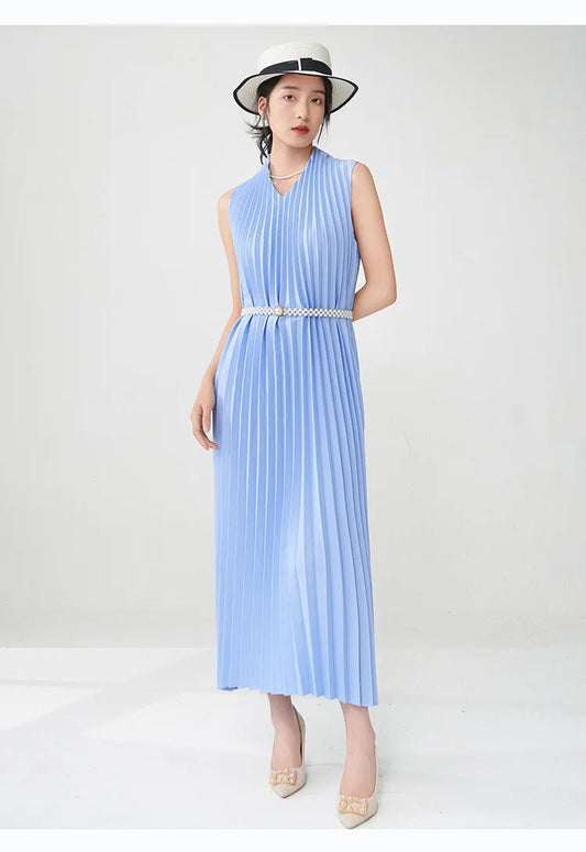 Contemporary Modern Sleeveless Pleated Midi Dress
