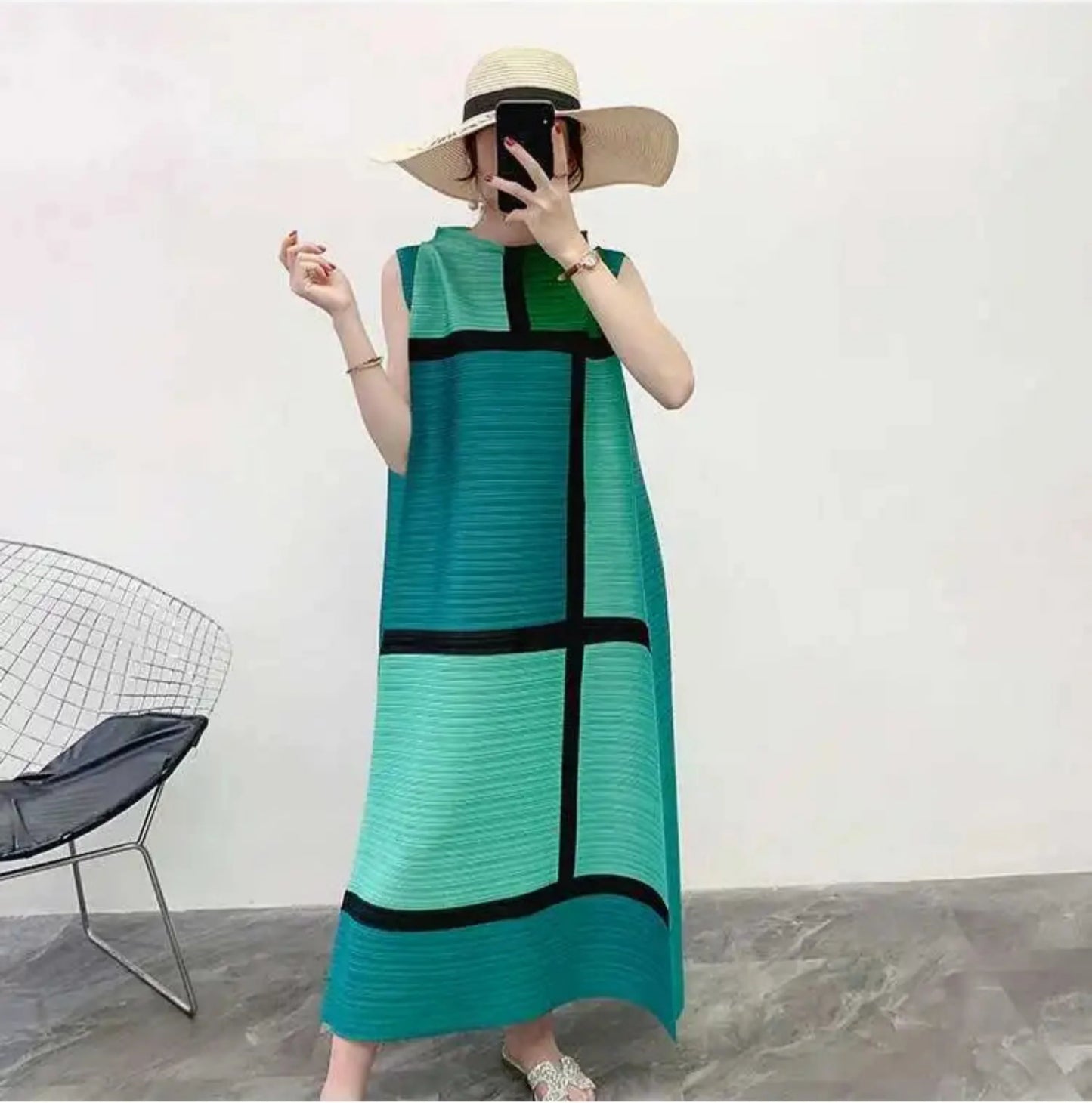 Premium Pleated Sleeveless Dress