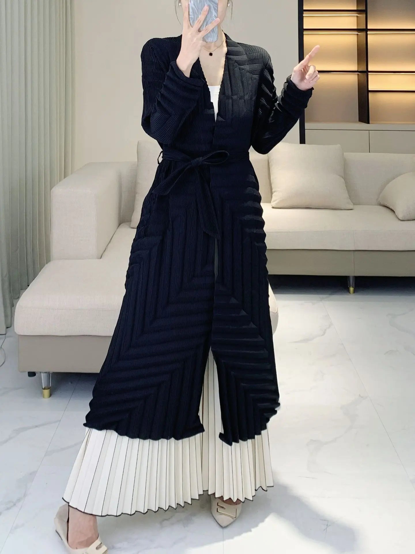 Tailored Fit Japanese Pleated Duster