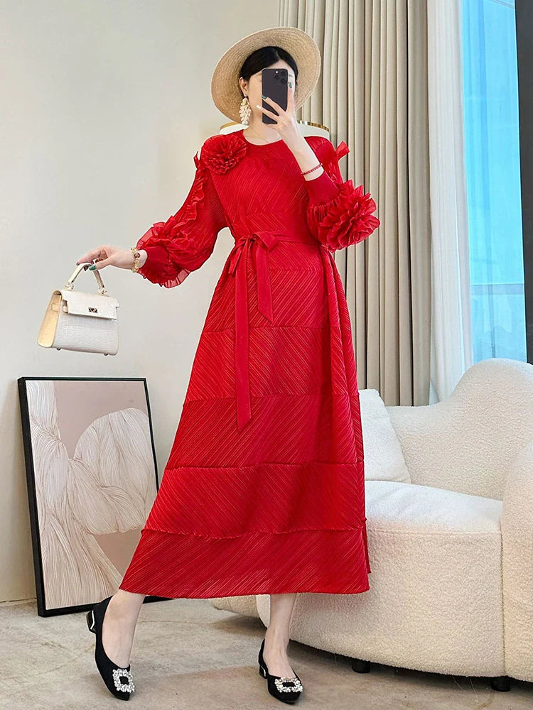 Elegant Pleated Floral Midi Dress