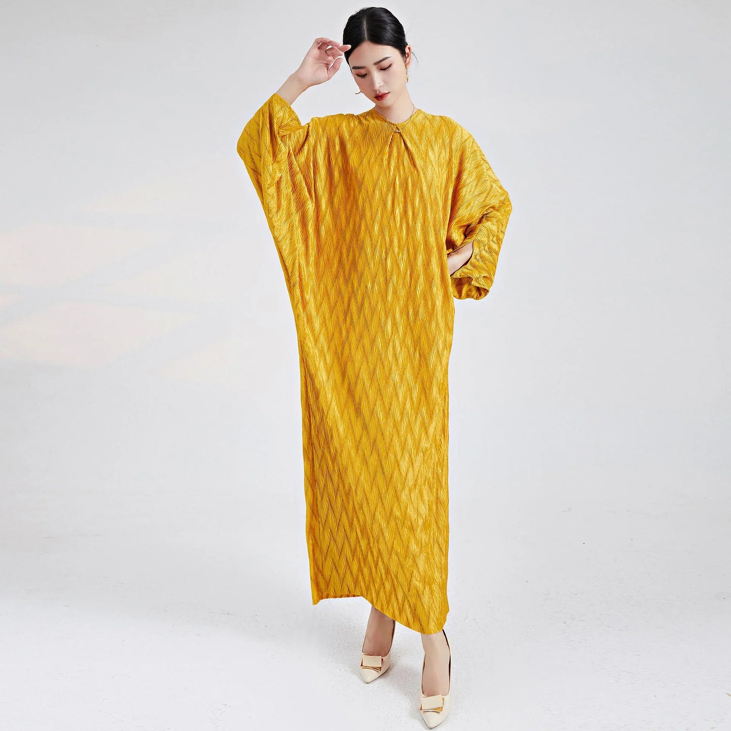 Genuine Pleated Batwing Sleeve Midi Dress