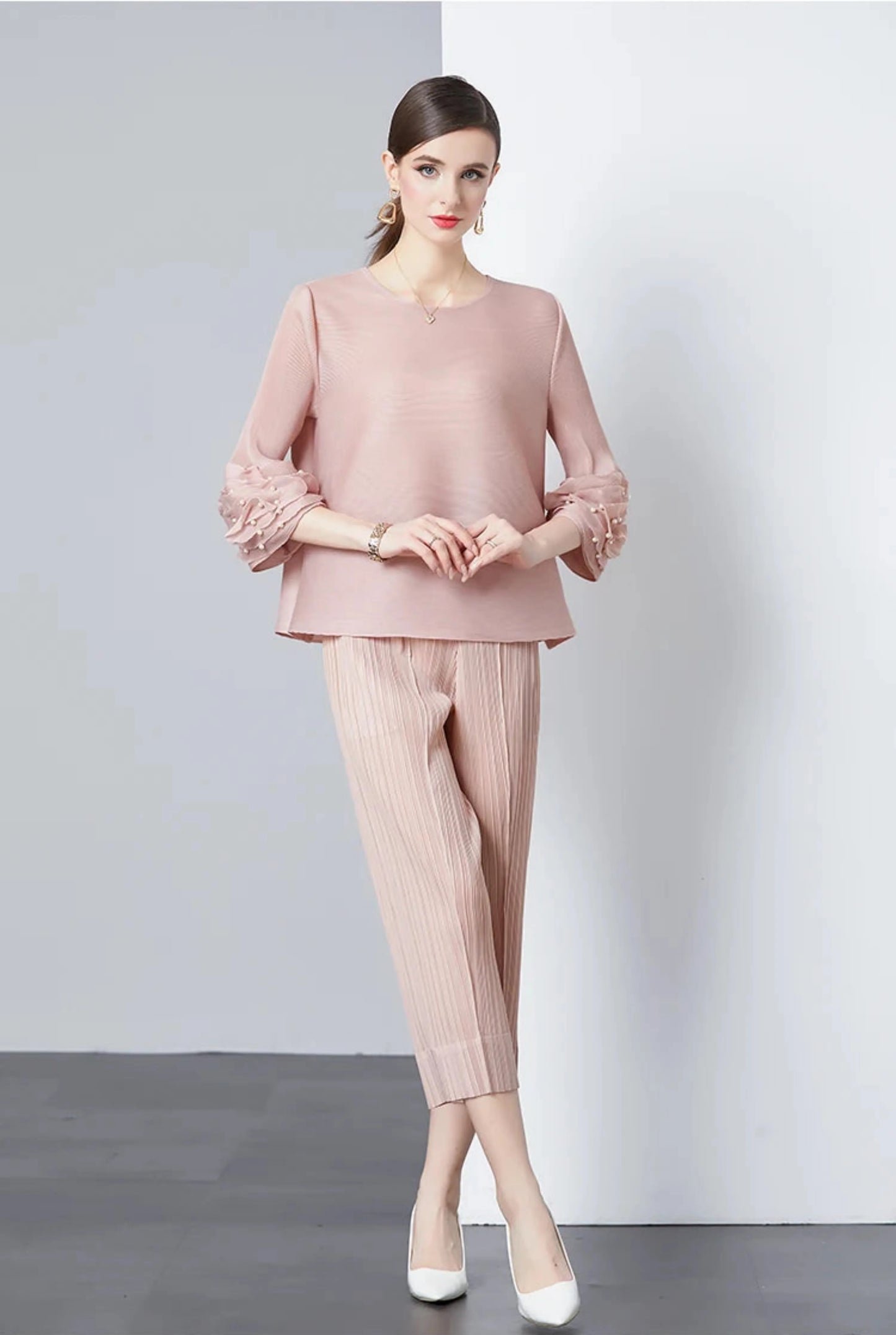 Women's Plissé Top & Cropped Pant Set