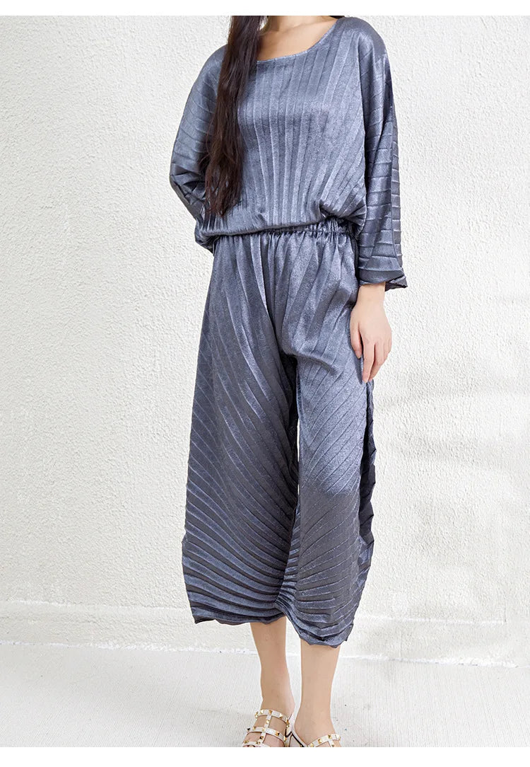 Women's Wide Leg Pleated Two-Piece Set