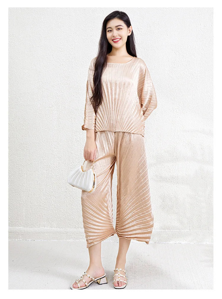 Women's Wide Leg Pleated Two-Piece Set