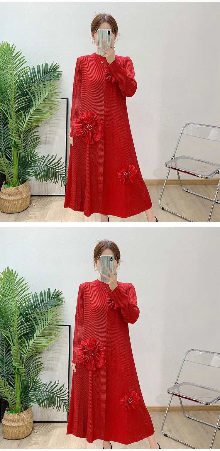 Petite Pleated Textured Midi Dress