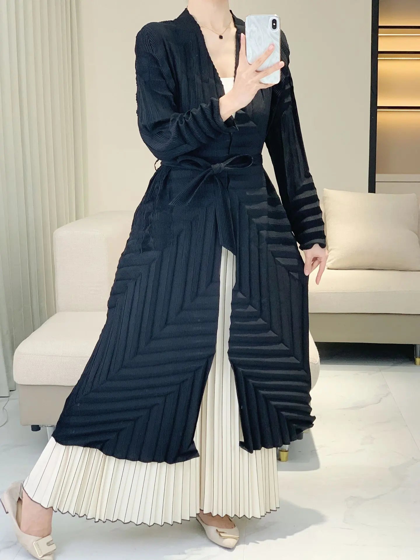 Tailored Fit Japanese Pleated Duster