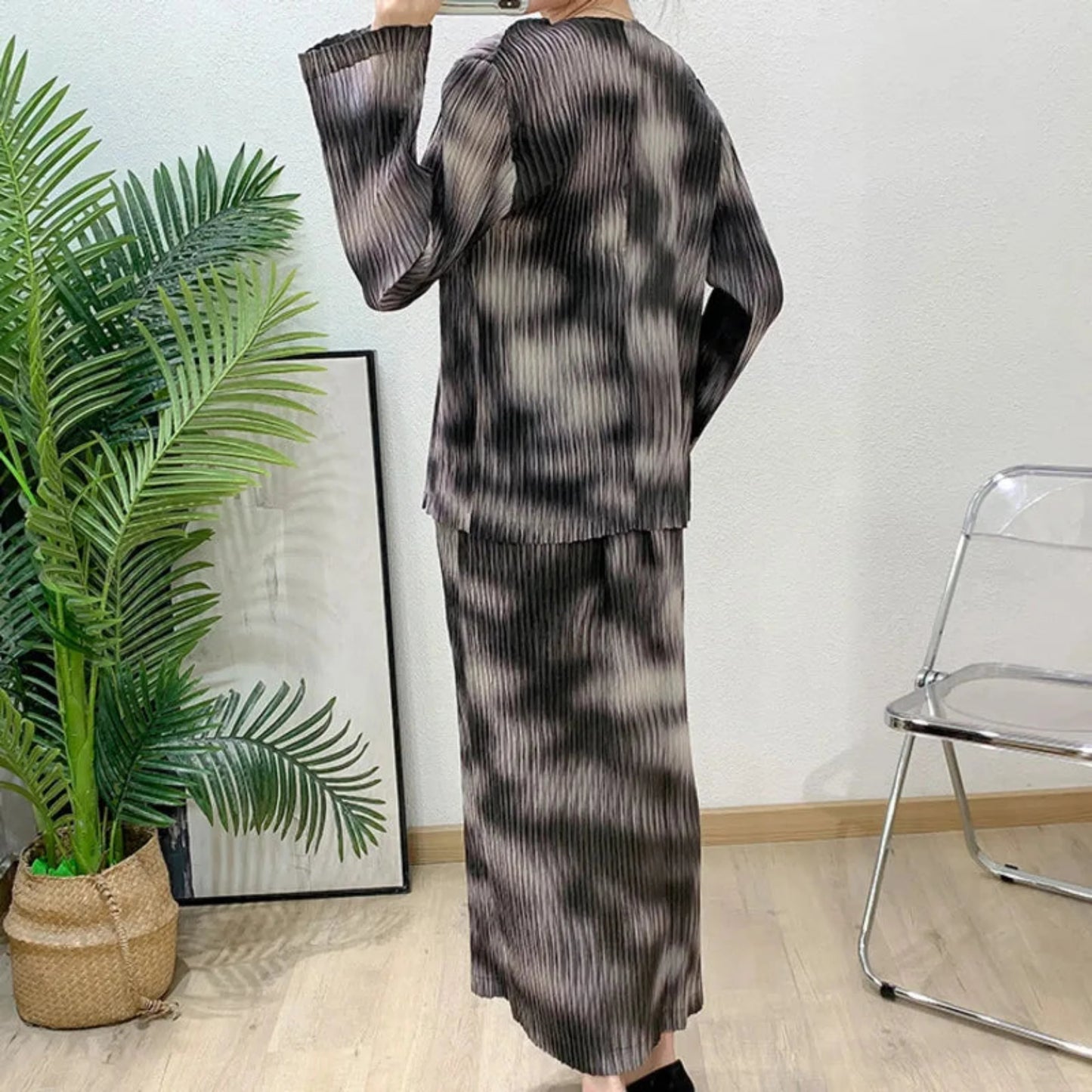 Luxe Pleated Tie-Dye Skirt Set