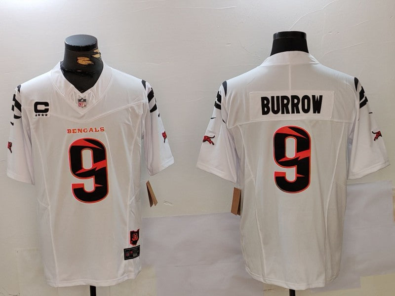 Men’s Cincinnati Bengals Joe Burrow #9 White Vapor Untouchable Limited Jersey