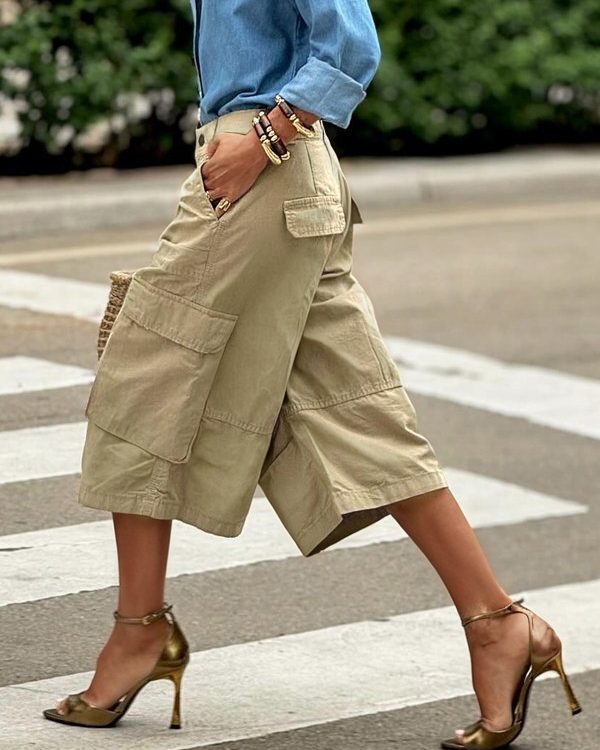 Loose Wide Leg Buttoned Pockets Solid Color Split-Joint Capri-Pants Cropped Trousers